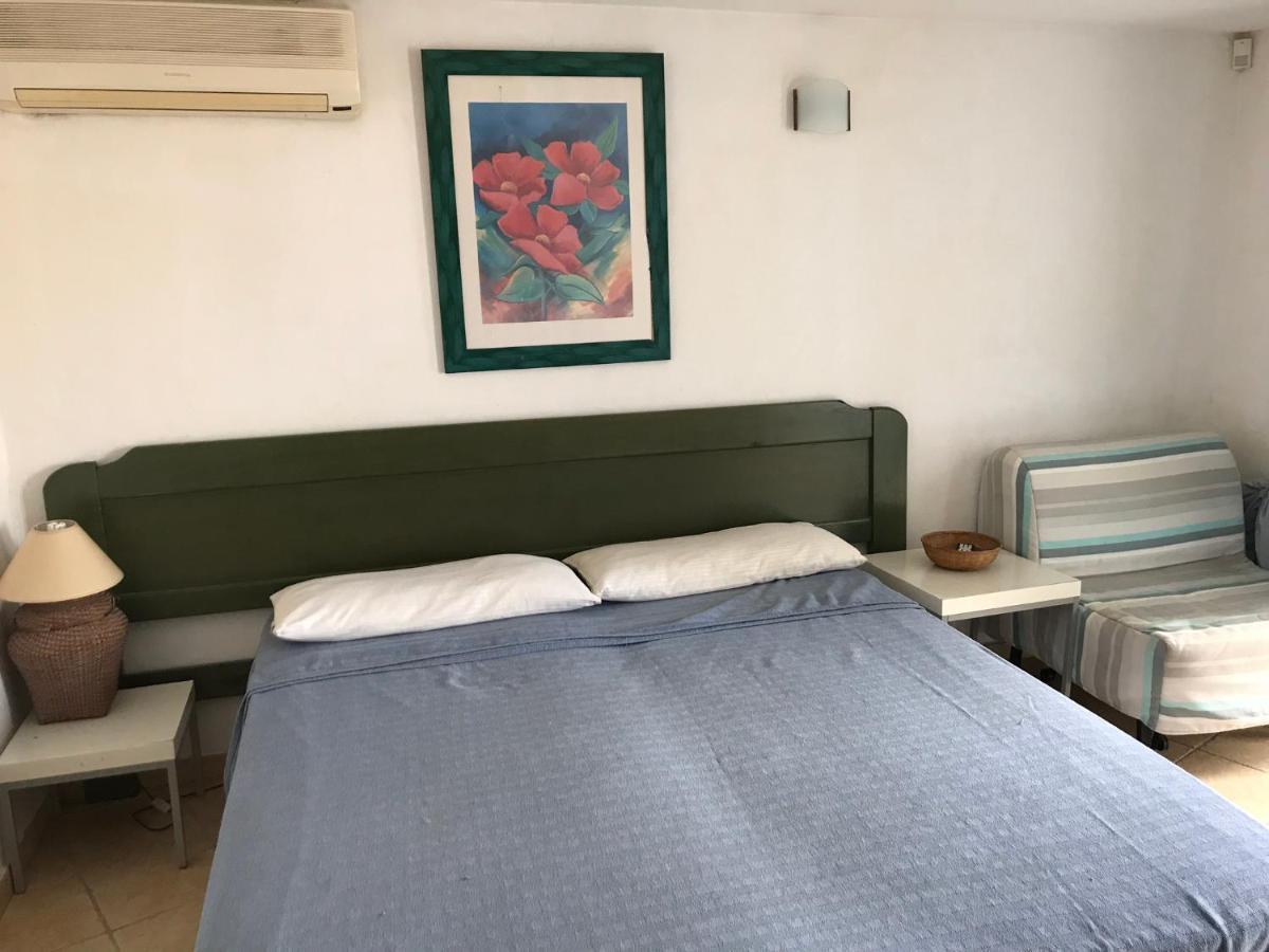 Mirador De La Virgen Atico Con Terraza Y Estudio Sin Terraza Apartment Ibiza Town Luaran gambar